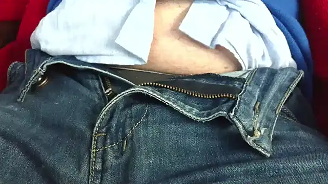 Snapshot of smoothandtiny chatting on November 19, 2025, 6:35 am smoothandtiny online show from November 19, 2025, 6:35 am