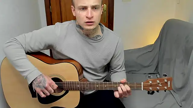 layneinchains online show from April 12, 2026, 2:09 pm