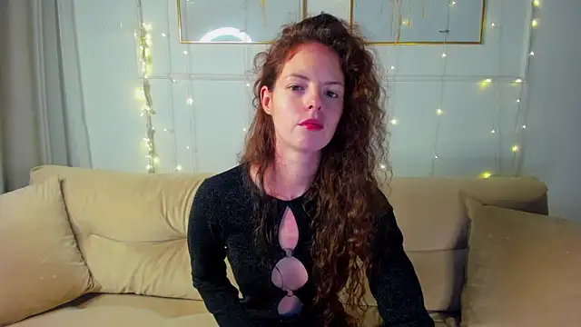 RubyAttwood online show from November 21, 2025, 6:45 am