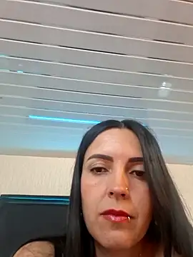 SuzanSmithh online show from February 9, 2026, 2:15 pm