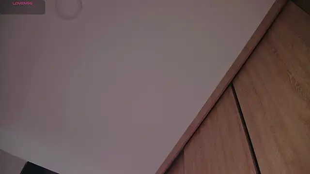 aidaadams online show from September 25, 2025, 10:54 am