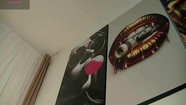 aidaadams online show from September 9, 2025, 10:25 am