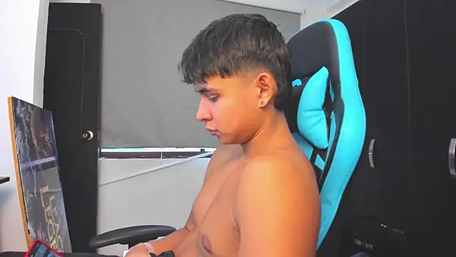 Bray Kevin online show from November 2, 2025, 8:03 pm