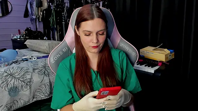 Snapshot of Stroynyash chatting on November 14, 2025, 9:18 pm Stroynyash online show from November 14, 2025, 9:18 pm