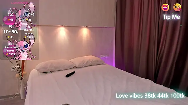 Snapshot of Tracy-Taylor chatting on March 10, 2025, 9:56 am Tracy-Taylor online show from March 10, 2025, 9:56 am