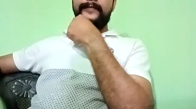 Snapshot of HathodaTyagi123 chatting on March 17, 2025, 10:27 am HathodaTyagi123 online show from March 17, 2025, 10:27 am