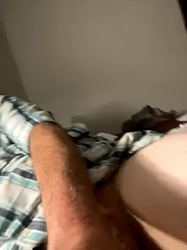 Snapshot of Helmut1971 chatting on October 3, 2025, 8:27 am Helmut1971 online show from October 3, 2025, 8:27 am