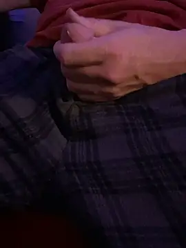 Snapshot of Helmut1971 chatting on March 13, 2025, 7:31 am Helmut1971 online show from March 13, 2025, 7:31 am