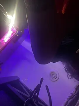 Snapshot of Helmut1971 chatting on March 15, 2025, 12:02 pm Helmut1971 online show from March 15, 2025, 12:02 pm