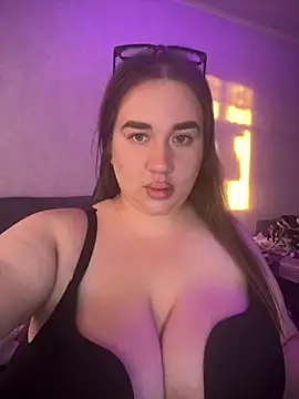 GabiBoobs online show from June 2, 2026, 5:02 pm