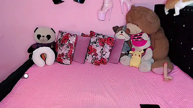 Ciinamonloren online show from February 20, 2026, 6:26 am