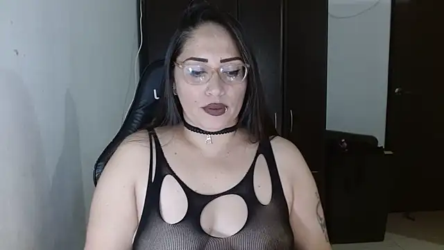 Snapshot of natashasmithe chatting on November 17, 2025, 12:58 am natashasmithe online show from November 17, 2025, 12:58 am