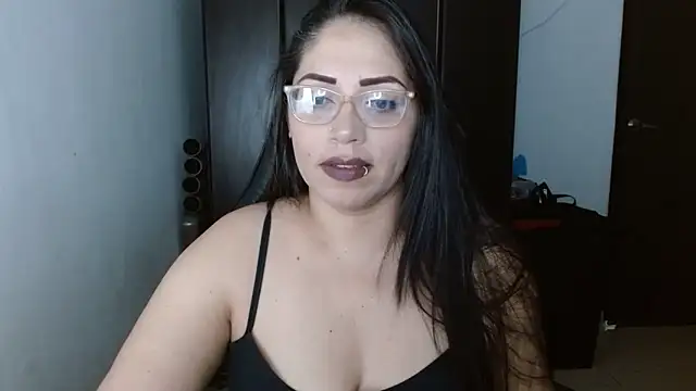 Snapshot of natashasmithe chatting on March 11, 2025, 8:20 pm natashasmithe online show from March 11, 2025, 8:20 pm