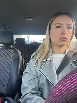 StasyWood online show from April 26, 2026, 1:14 am