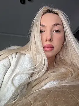 violettabunny03 online show from February 26, 2026, 4:01 am