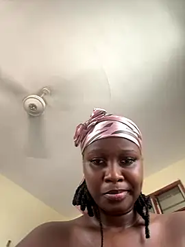 Snapshot of t-Booty_risky_ chatting on December 18, 2025, 7:35 am t-Booty risky online show from December 18, 2025, 7:35 am