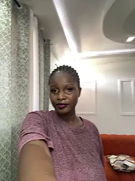 Snapshot of t-Booty_risky_ chatting on February 11, 2026, 8:25 am t-Booty risky online show from February 11, 2026, 8:25 am