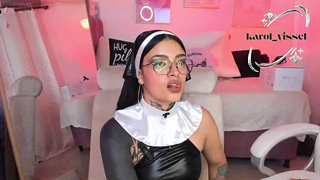 Hinataw33d01 online show from October 31, 2025, 4:31 am