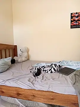 Snapshot of Horny_wifey254 chatting on December 15, 2025, 12:55 pm Horny wifey254 online show from December 15, 2025, 12:55 pm