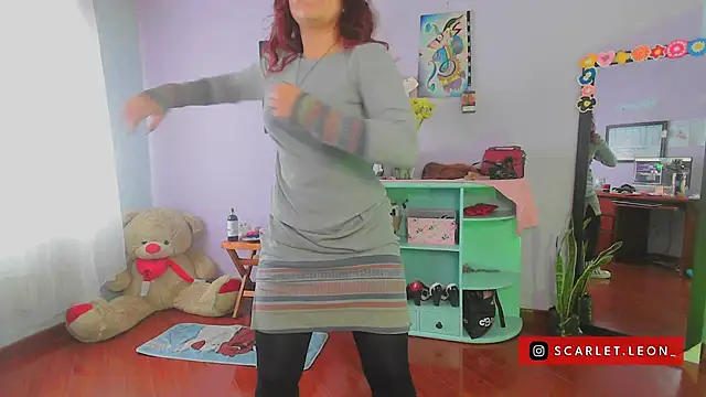 Snapshot of Scarletleon77 chatting on February 20, 2025, 3:30 pm Scarletleon77 online show from February 20, 2025, 3:30 pm