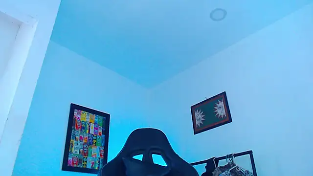 yosoy enzo2020 online show from February 22, 2026, 1:57 pm