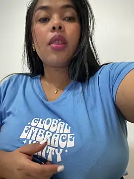 PUSHYLATE online show from December 18, 2025, 8:01 pm