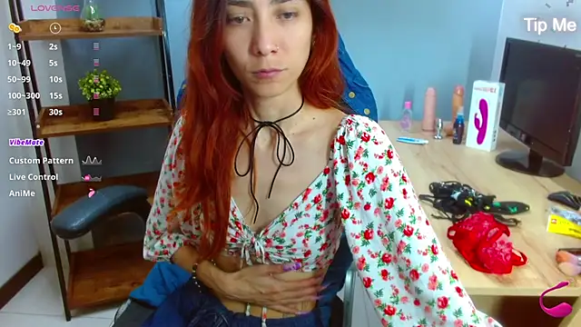 Snapshot of Erika_Stevens chatting on March 5, 2025, 9:04 pm Erika Stevens online show from March 5, 2025, 9:04 pm