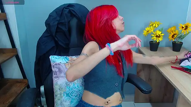 Erika Stevens online show from April 25, 2026, 4:04 pm