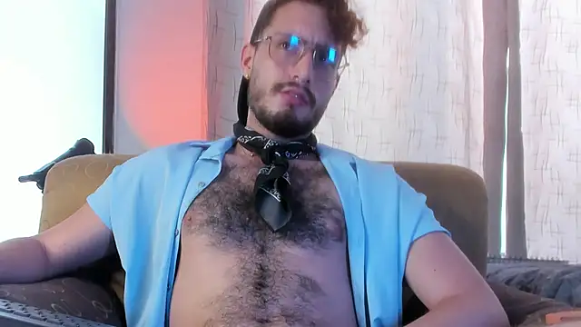 axel giracr online show from March 7, 2025, 8:22 pm