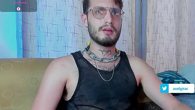 axel giracr online show from March 18, 2025, 7:33 pm