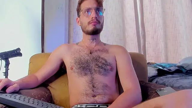 axel giracr online show from March 13, 2025, 7:17 pm