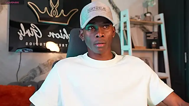 JacksonMuller  online show from February 12, 2026, 1:55 pm