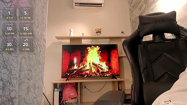 JacksonMuller  online show from March 18, 2026, 1:24 pm