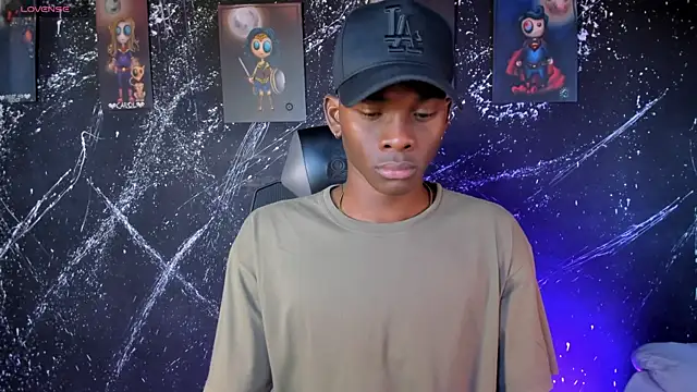 JacksonMuller  online show from April 22, 2026, 1:18 pm