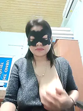 Anna Toy19 online show from November 22, 2025, 3:22 pm