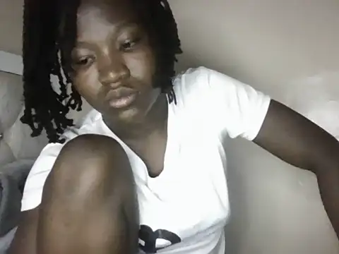 Snapshot of just_nala chatting on May 9, 2026, 12:58 am just nala online show from May 9, 2026, 12:58 am