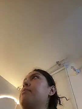 Nathcurly  online show from April 12, 2026, 2:37 am