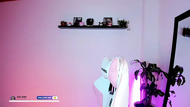 Snapshot of kali_ka_ chatting on November 25, 2025, 5:57 pm kali ka online show from November 25, 2025, 5:57 pm