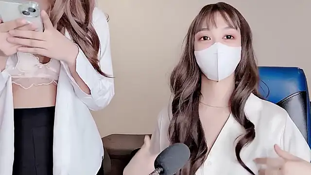 Snapshot of Mono-Stewardesss chatting on December 27, 2024, 4:32 pm Mono-Stewardesss online show from December 27, 2024, 4:32 pm