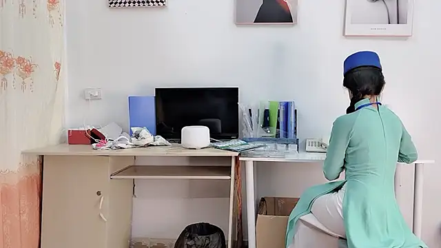 Snapshot of Mono-Stewardesss chatting on February 3, 2026, 2:11 pm Mono-Stewardesss online show from February 3, 2026, 2:11 pm