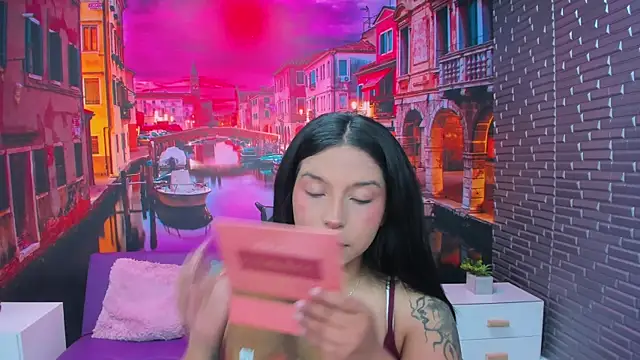 Snapshot of Small_naughty_ chatting on November 8, 2025, 1:36 pm Small naughty online show from November 8, 2025, 1:36 pm