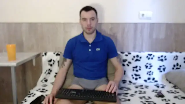 28nick28 online show from February 5, 2025, 11:44 am