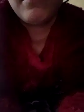 Snapshot of Rachoda-33 chatting on February 14, 2026, 3:56 pm Rachoda-33 online show from February 14, 2026, 3:56 pm