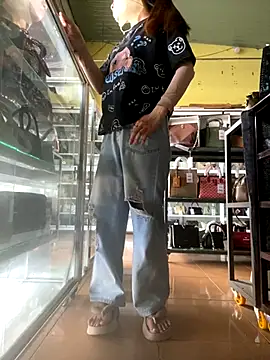 Rosa 998 online show from October 17, 2025, 1:20 am