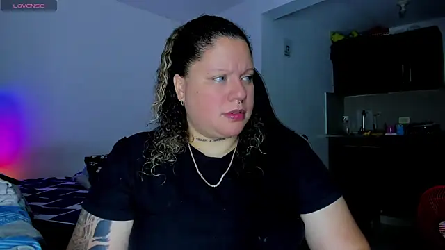 mariana maze online show from February 3, 2025, 7:51 am