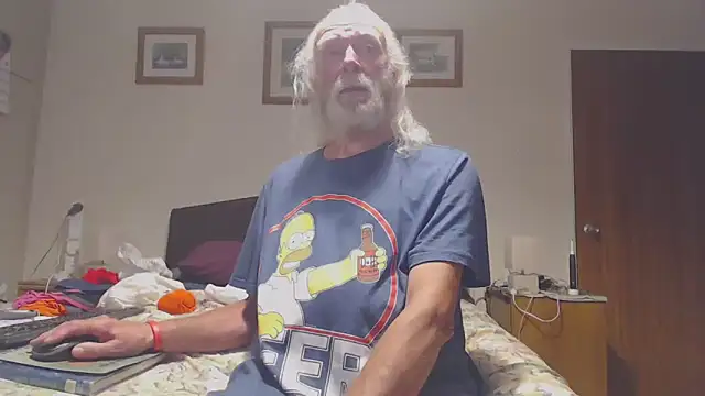 WaverlyKernow online show from June 1, 2026, 2:50 pm