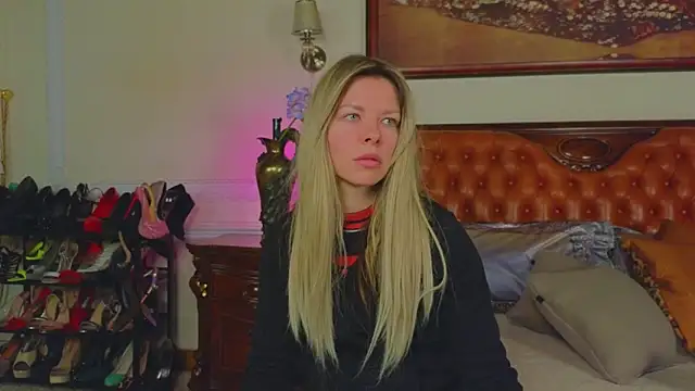 Real Tini online show from February 26, 2026, 7:08 am