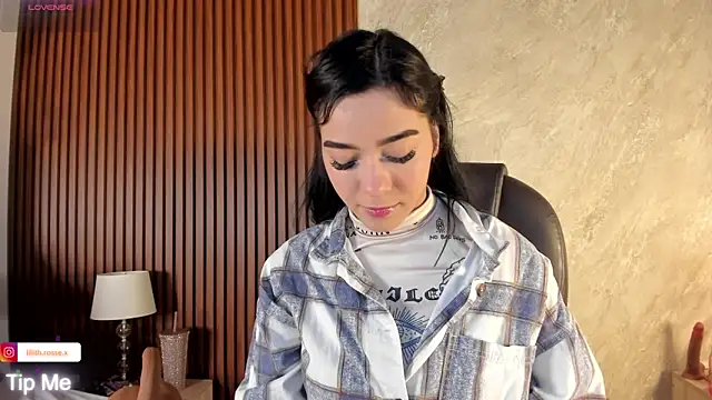 Snapshot of lilith__rosse chatting on October 13, 2025, 12:40 pm lilith rosse online show from October 13, 2025, 12:40 pm