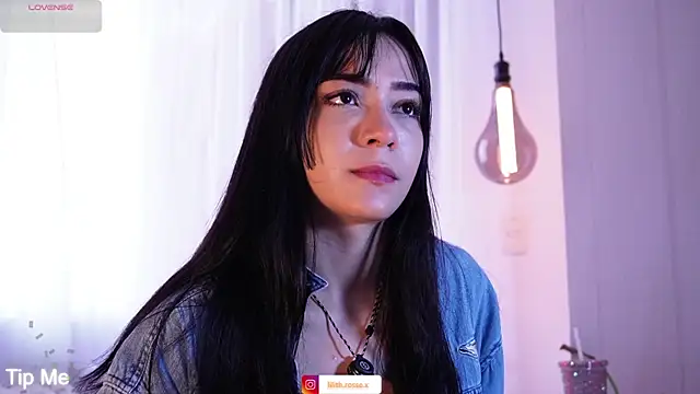 Snapshot of lilith__rosse chatting on November 11, 2025, 1:50 pm lilith rosse online show from November 11, 2025, 1:50 pm