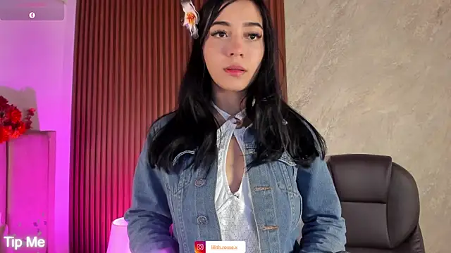 Snapshot of lilith__rosse chatting on October 20, 2025, 12:38 pm lilith rosse online show from October 20, 2025, 12:38 pm